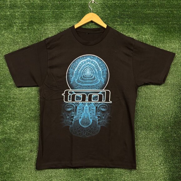 Tool 10,000 Days Rock T-Shirt Size Large - Picture 1 of 4